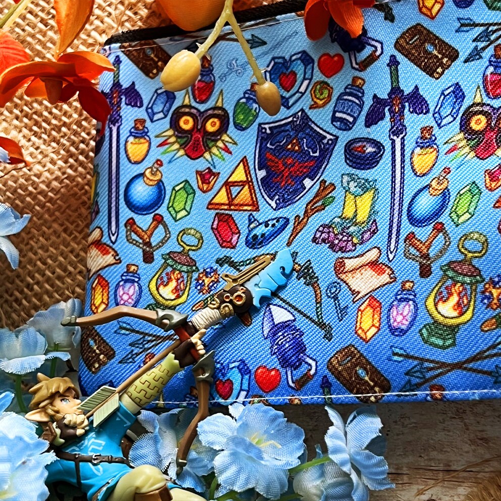Estuche para lápices con artículos legendarios